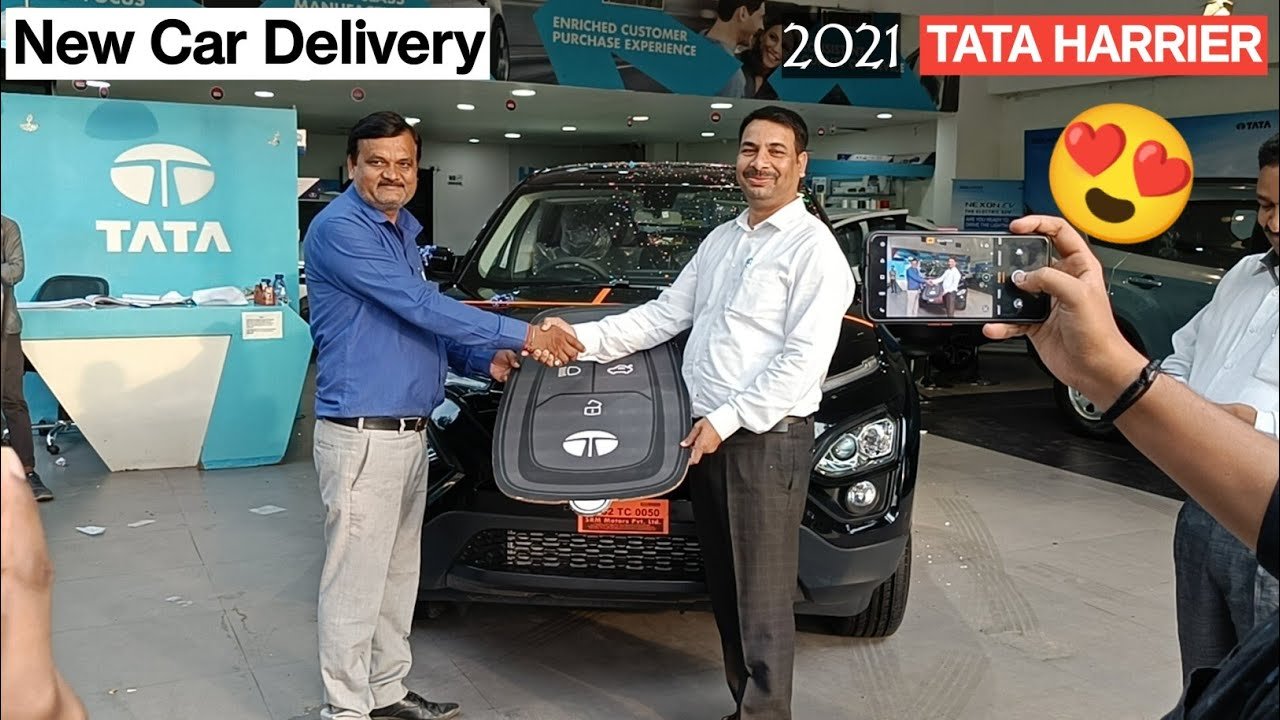 2021 Tata Harrier Delivery Experience: First Look and New Car Features