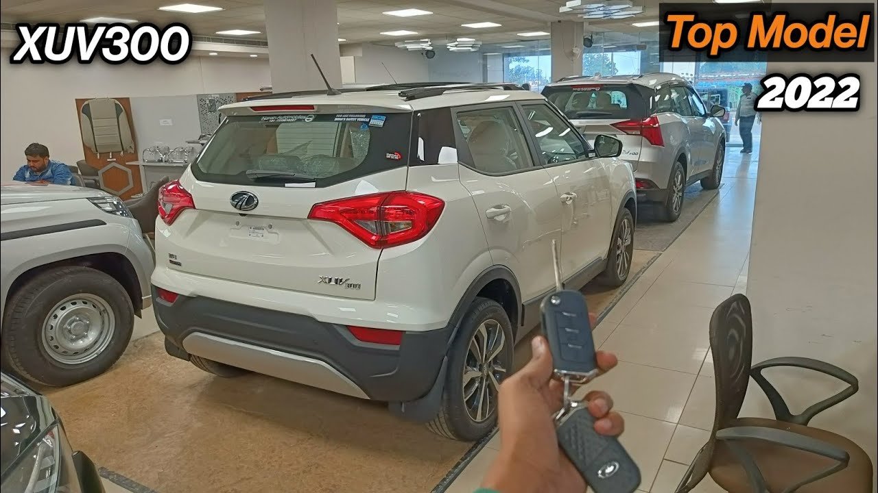 2022 Mahindra XUV300 AMT Review: Price, Safety Features, and Performance of the Top Model