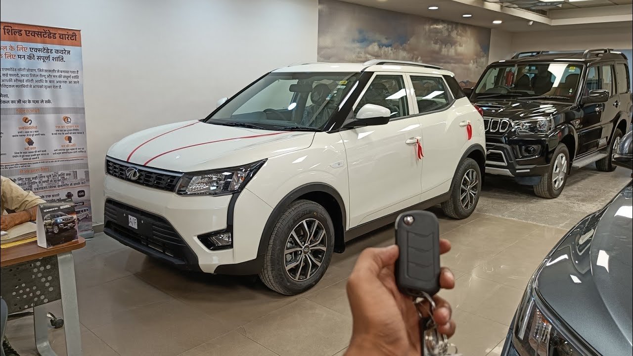 2022 Mahindra XUV300 W4 Diesel Base Model: Full Modification to Top Model