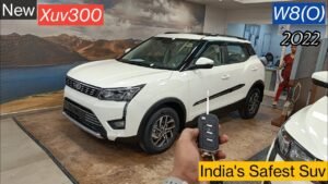 2022 Mahindra XUV300 W8 Optional: Top Model Features and Updates Explained