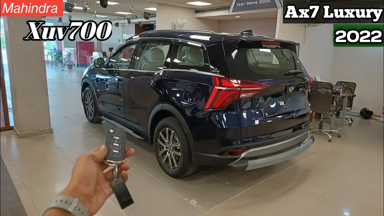 2022 Mahindra XUV700 AX7 Luxury Review: Price, Features, Interior & Exterior