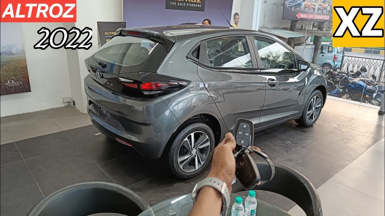 2022 Tata Altroz XZ: Price, Safety Features, and Review - India's Safest Hatchback at ₹8.02 Lakh