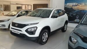 2022 Tata Harrier New XMS Variant: New Sunroof Model Launched