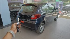 2022 Tata Tiago XM CNG Review: Price, Safety, and Features