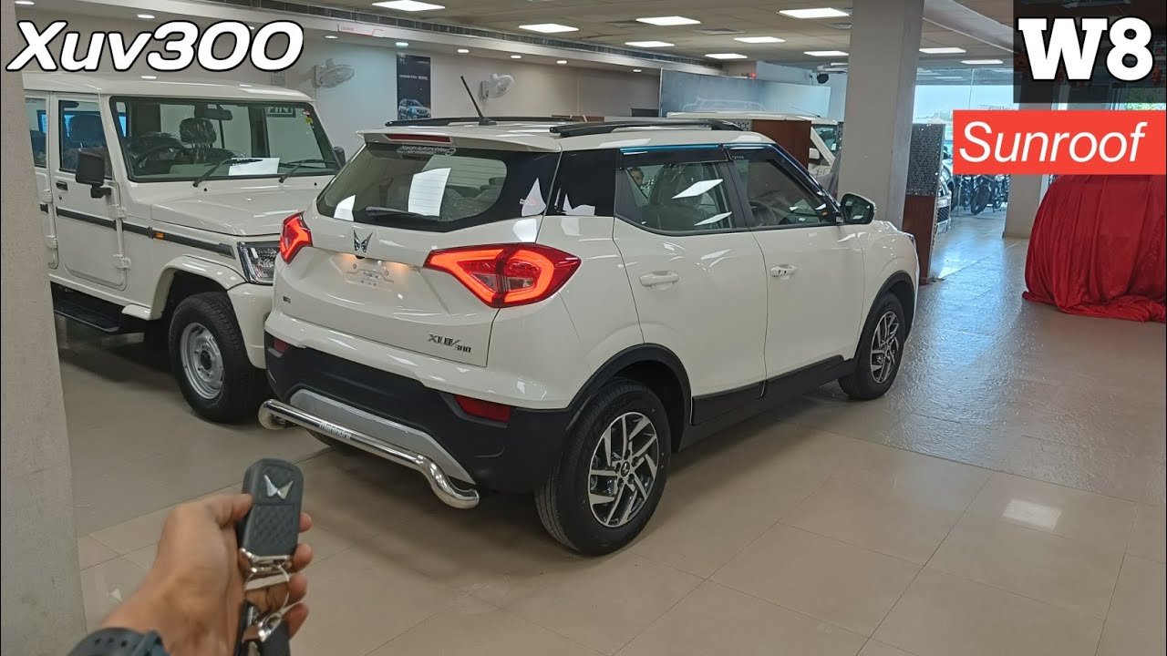 2023 Mahindra XUV300 W8 Sunroof Review: Price and Features of the 5-Star Rated SUV