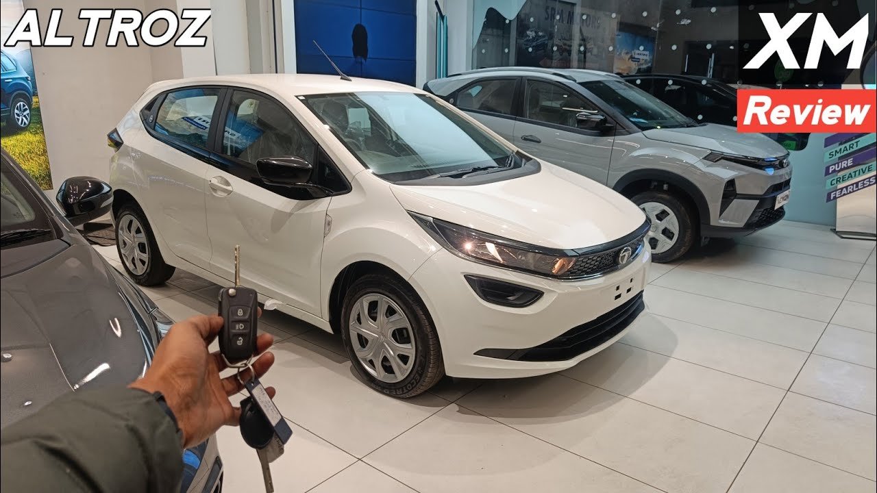 2024 Tata Altroz XM Review: Price, Features, and Detailed Walkthrough of the Second Base Model