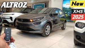 2025 Tata Altroz XMS: Price, Features, and Sunroof Variant Review