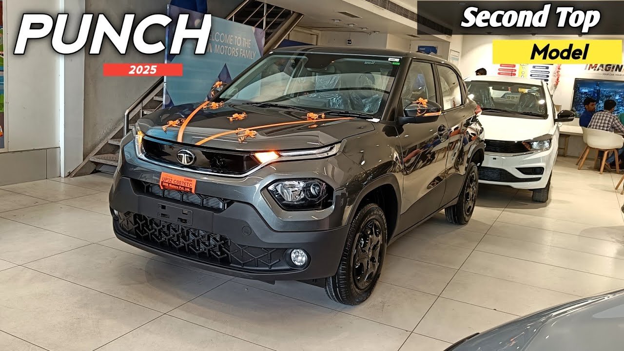 2025 Tata Punch Accomplished+ AMT Review: Second Top Model Features and Price