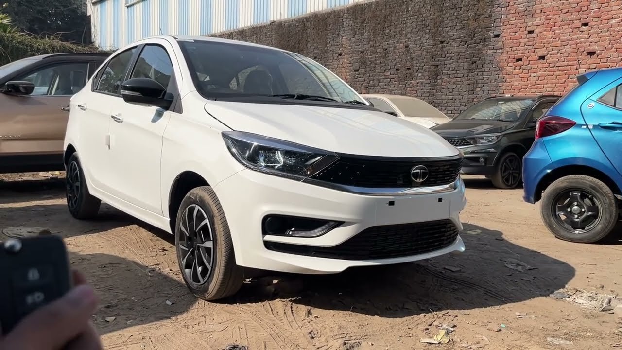 2025 Tata Tigor Facelift XZ Review: Price, New Updates, and Features Explained