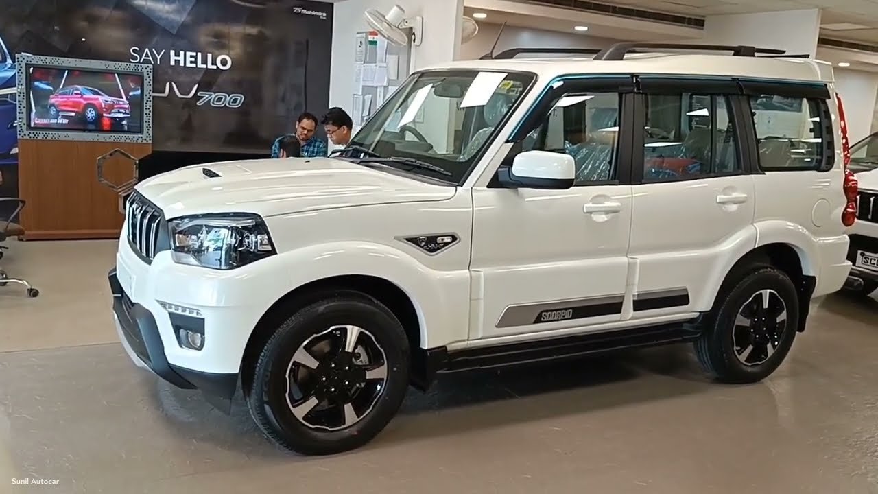 Mahindra Scorpio Classic S11 Review: Features and Performance of the Top Model