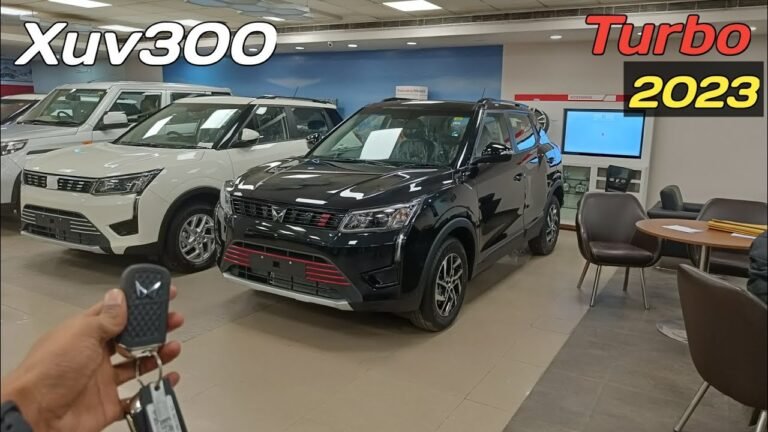 Mahindra XUV300 Turbo W8 2023: 5-Star Rated Muscular SUV Price and Review