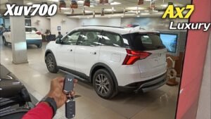 Mahindra XUV700 AX7 Luxury Pack: 5-Star Safety Rating and Top Features Review