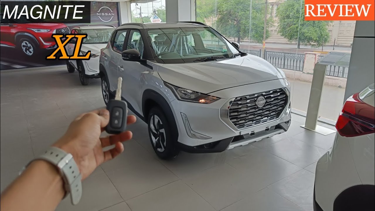 Nissan Magnite XL Review: Most Value For Money Variant at ₹6.85 Lakh